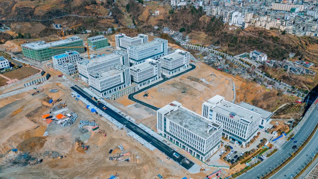 呢嚕坪易遷后扶紡織服裝產(chǎn)業(yè)園項(xiàng)目.webp 呢嚕坪易遷后扶紡織服裝產(chǎn)業(yè)園項(xiàng)目.webp